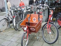 Amsterdam | Věřili byste, že v tomhle vozí děti?